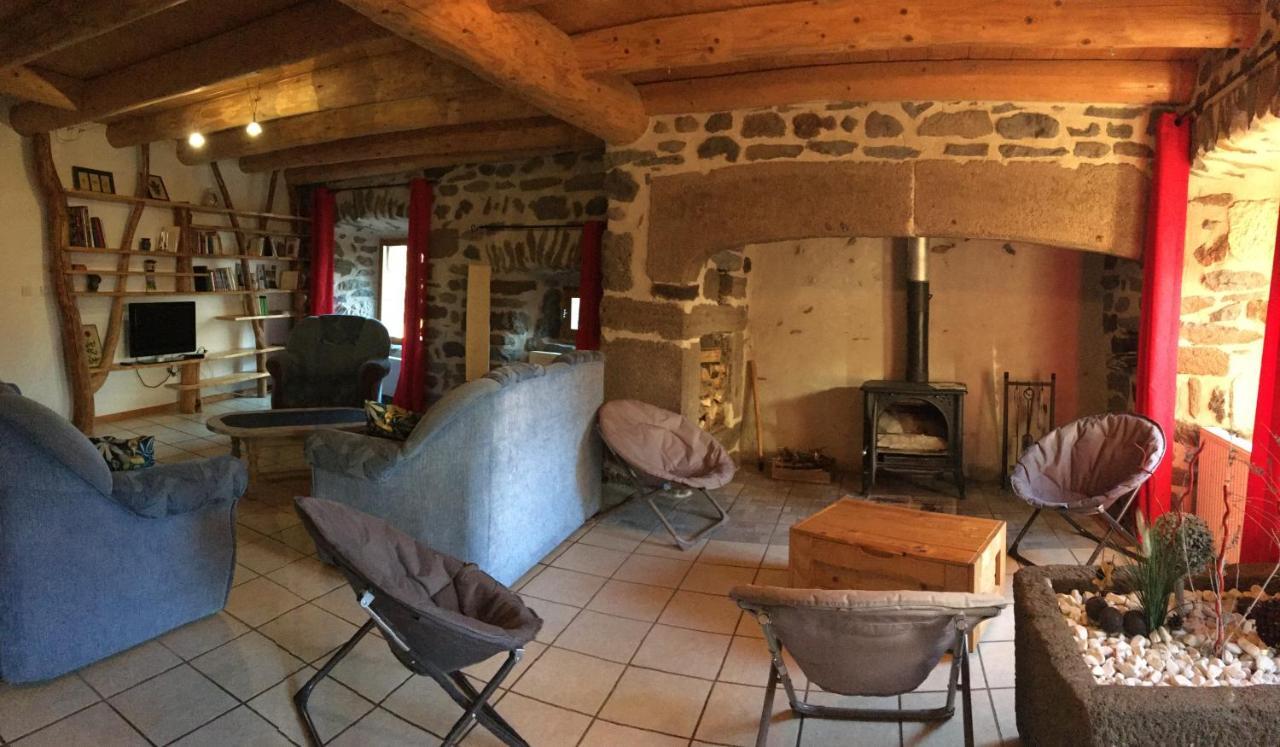 Maison Mouilhade Chaspuzac Exterior photo